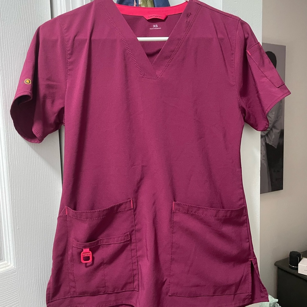 Carhartt Cross-flex wine scrub set